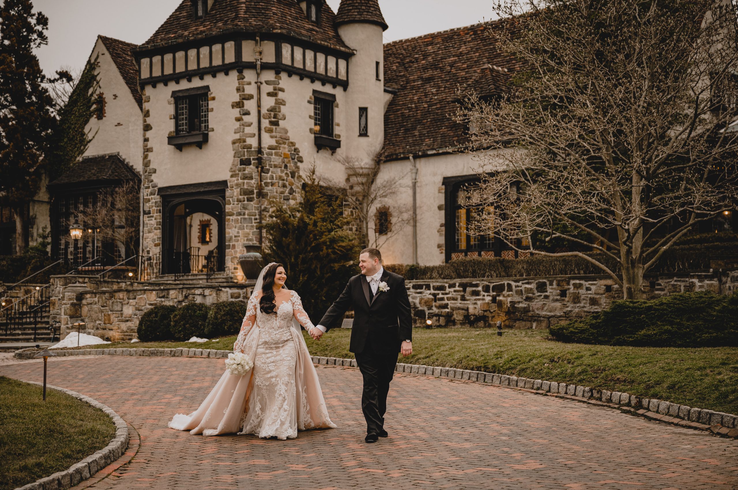Pleasantdale Chateau Wedding - J&R Photography - Gabi & Bill