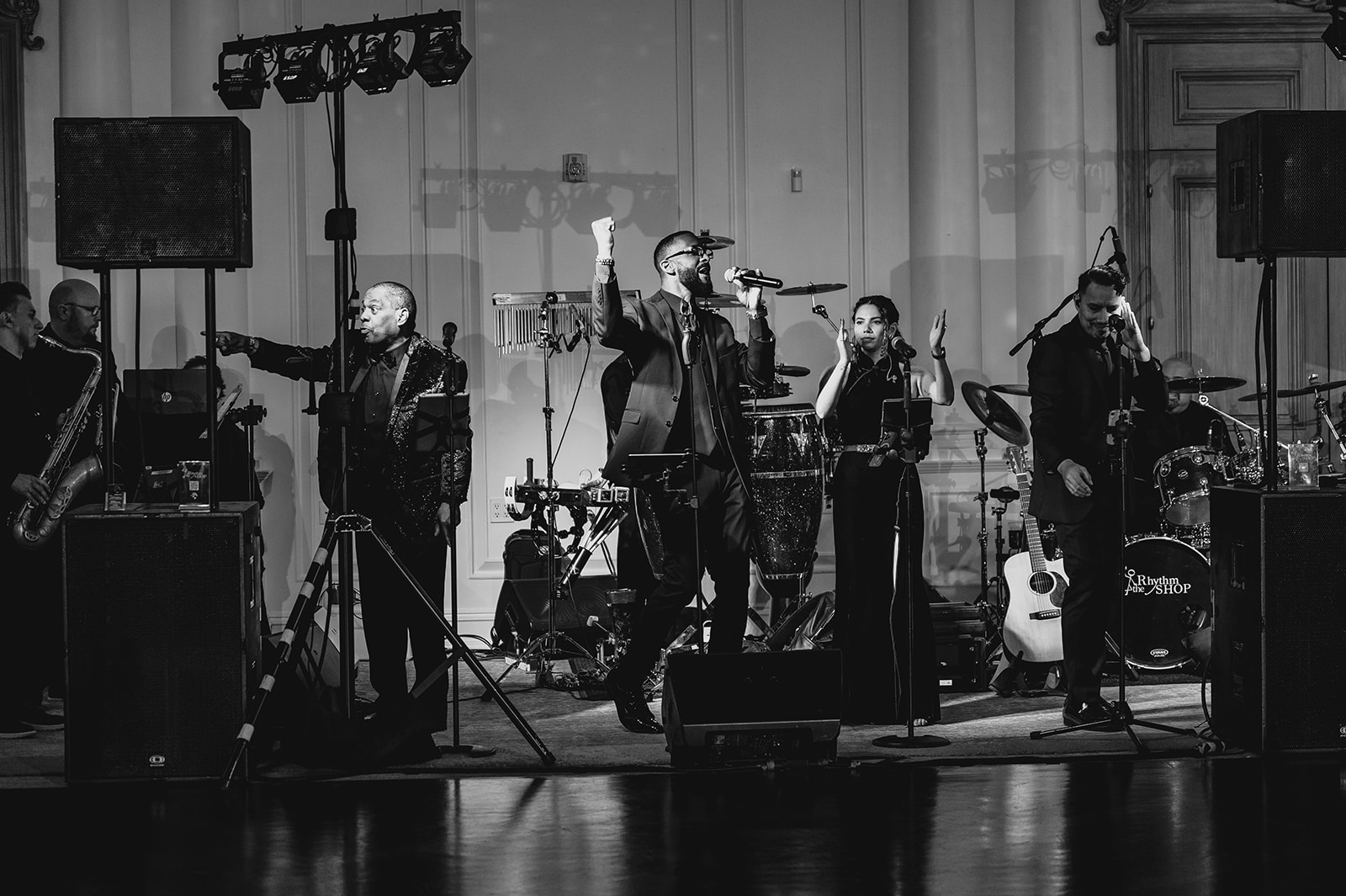 live band performs during reception at Park Chateau