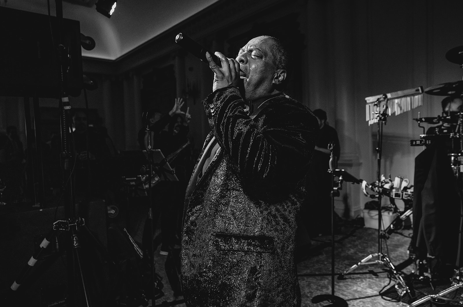 man sings during NJ wedding reception