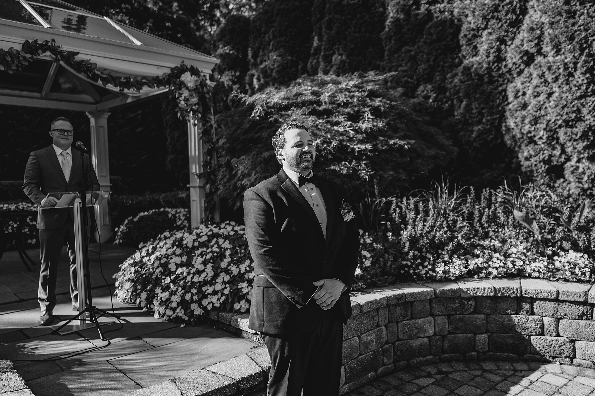 groom waits for bride during wedding ceremony