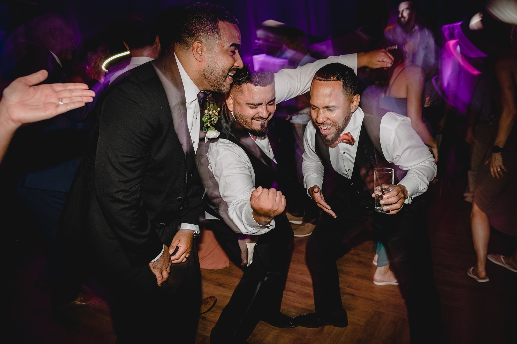 wedding guests dance during Hackettstown NJ wedding reception