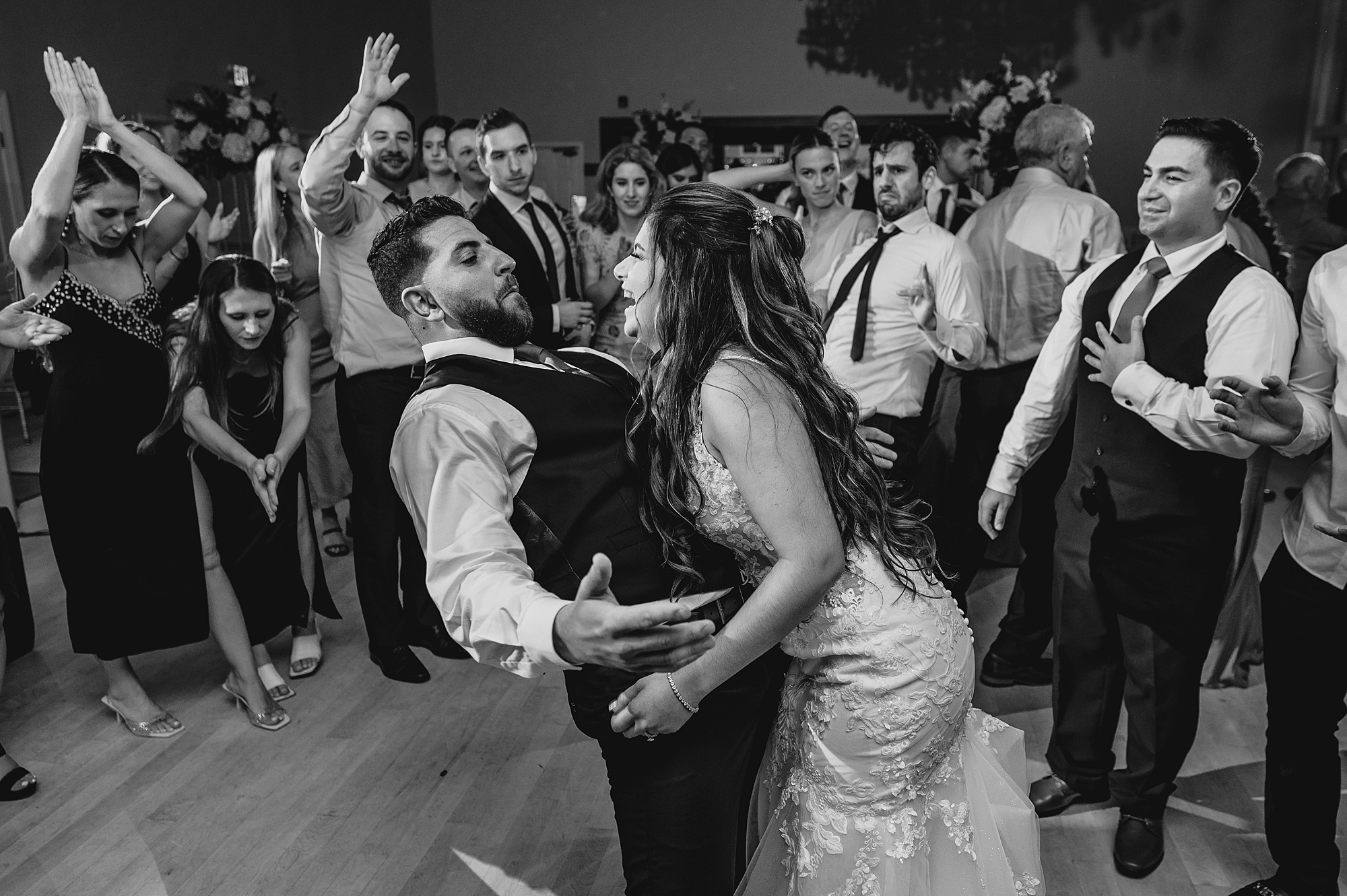 wedding guests dance at Sparta NJ wedding reception