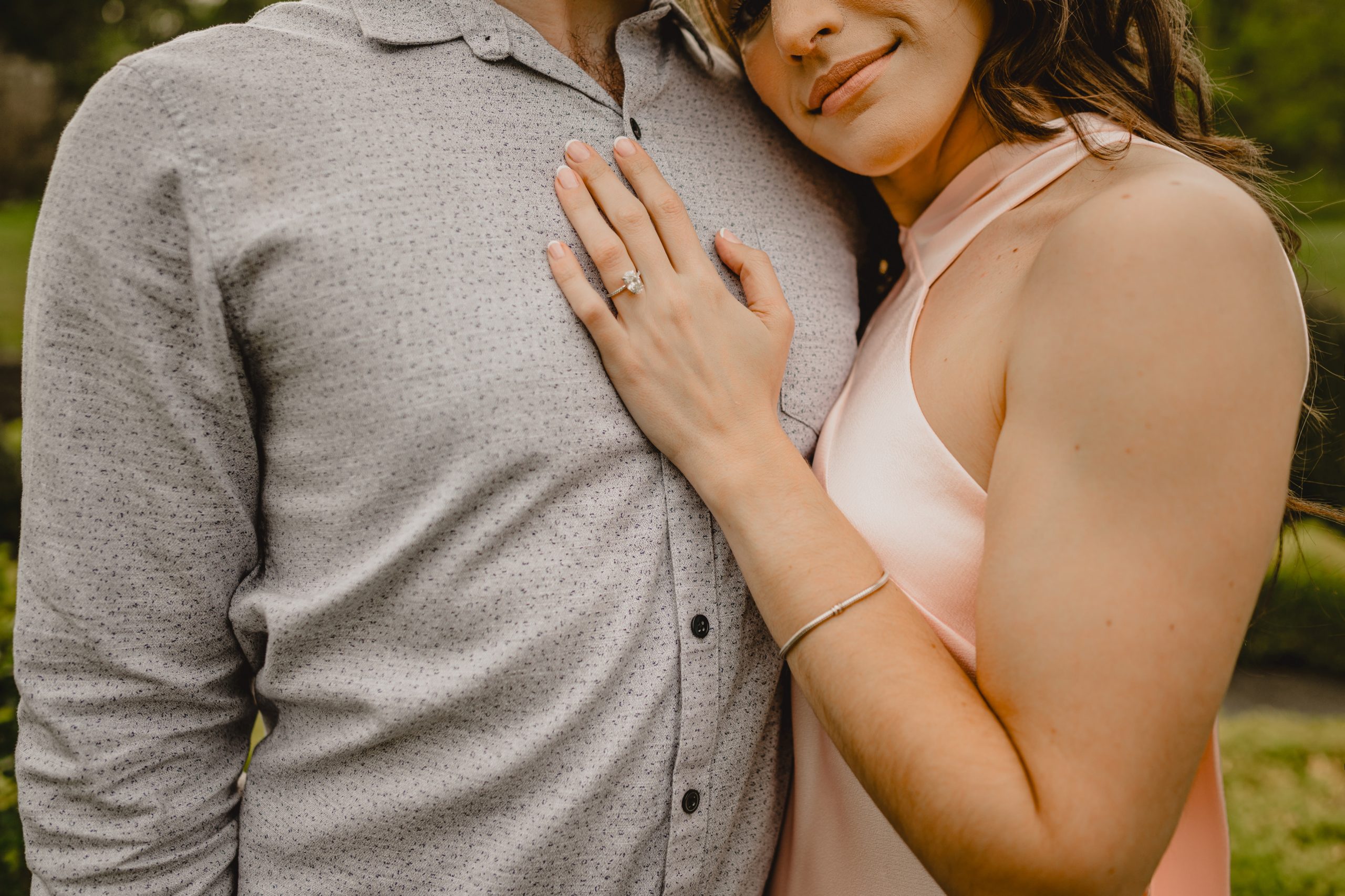 tips for summer engagement sessions for newly engaged couples