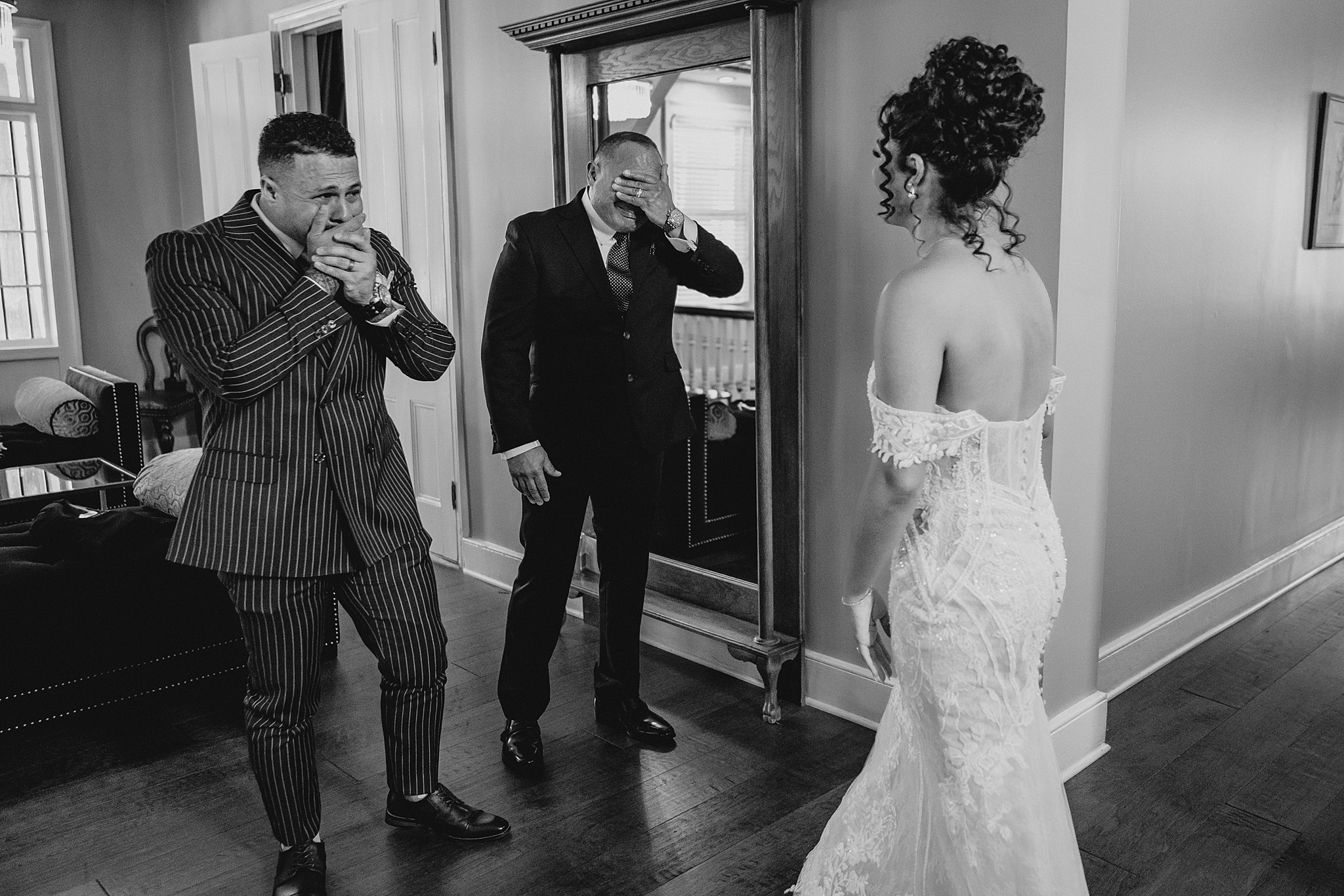 bride's brother and dad cry during first look at David's Country Inn