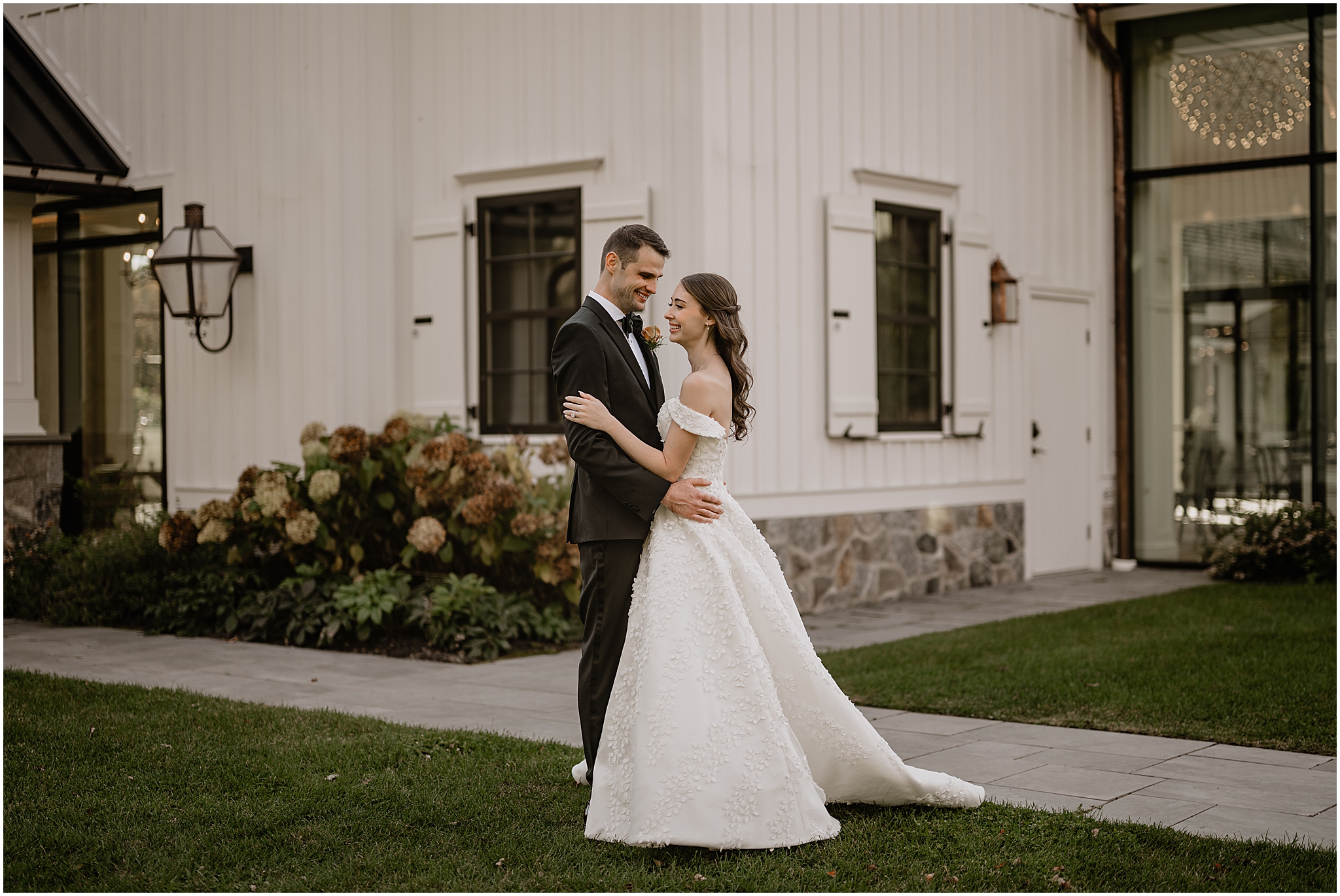 Couple portraits before their fall wedding at Crossed Keys Estate.